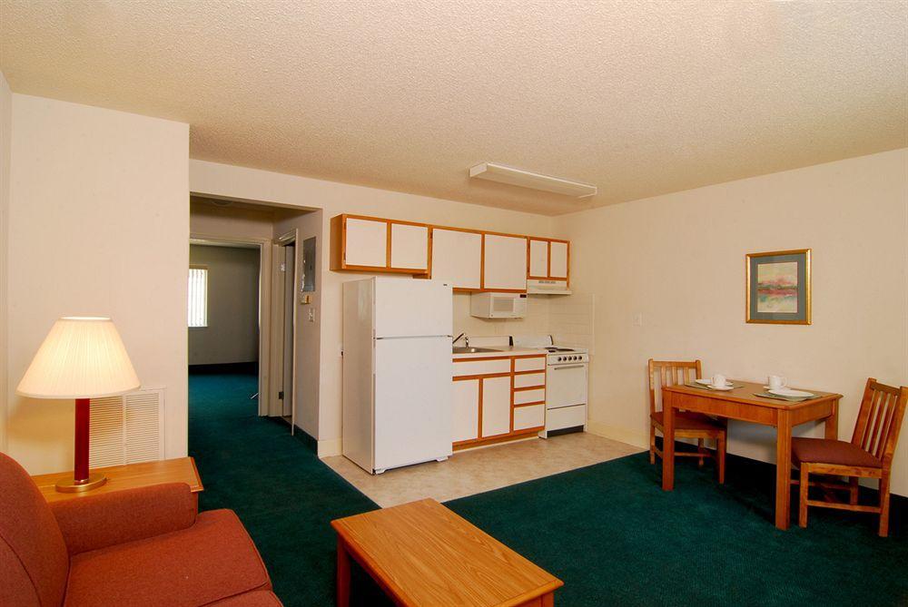Affordable Suites Lexington Exterior photo